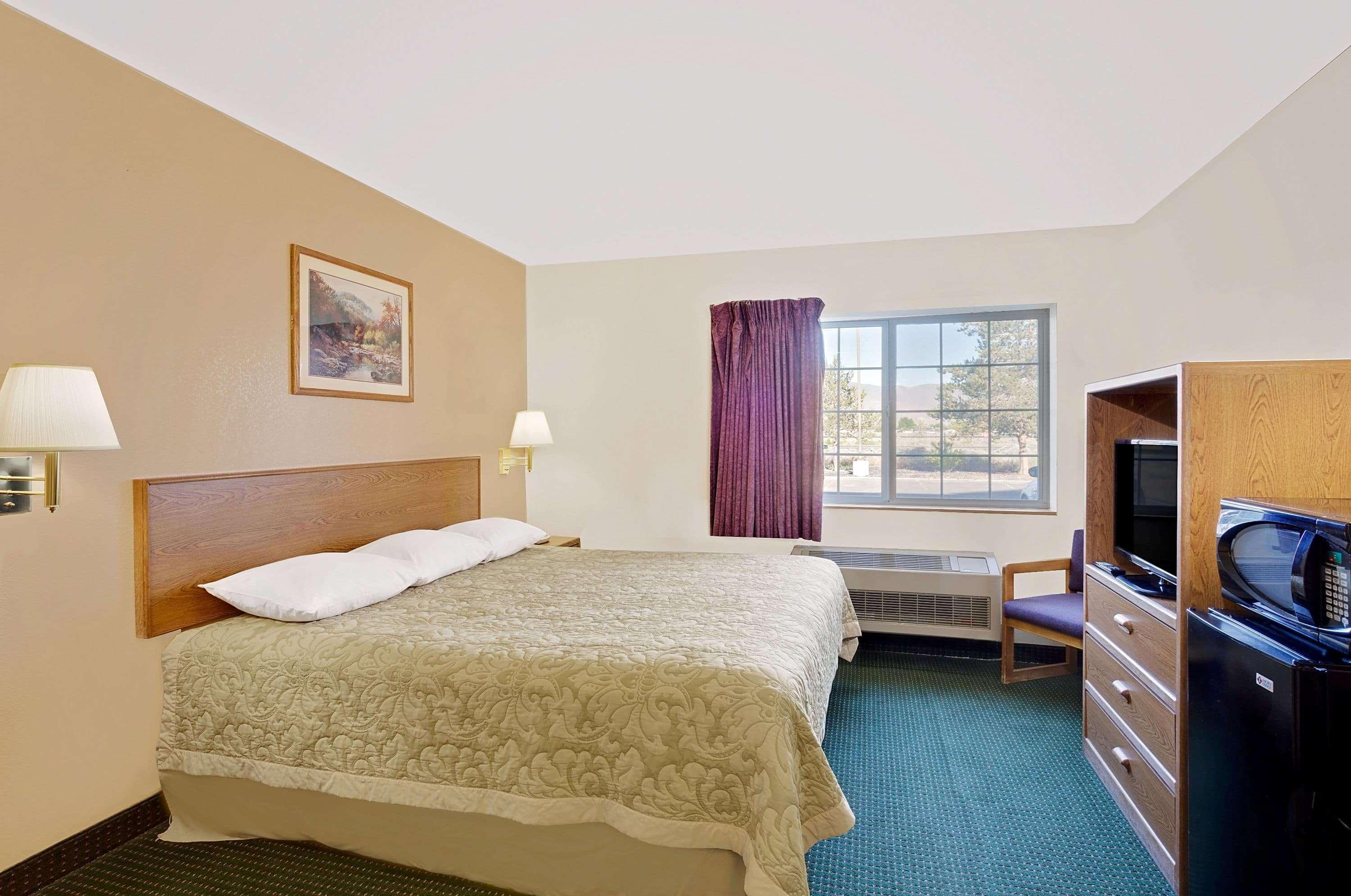 Super 8 By Wyndham Battle Mountain Hotel Exterior photo